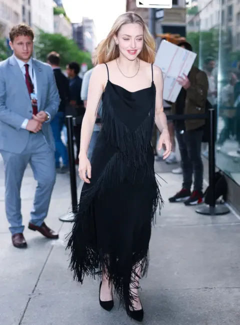 Amanda Seyfried Stuns at ‘I Don’t Understand You’ Screening in New York City 06-02-25