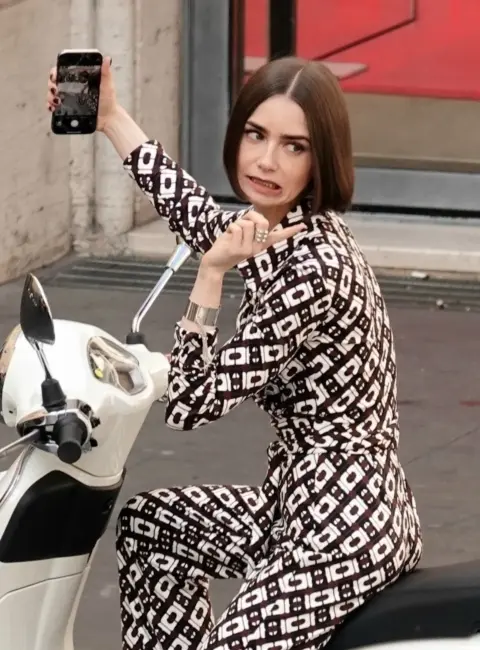Behind the Scenes: Lily Collins Spotted Filming at Fendi Store in Rome for ‘Emily in Paris’ 05-08-25
