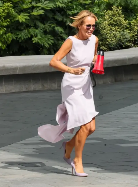 Amanda Holden Stuns in Stylish Dress for Heart Radio 07-16-25