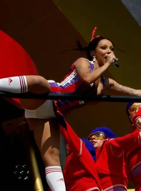 Doja Cat – Performs For the Halftime Show Before Chelsea Defeats Paris Saint-Germain 3-0 in the 2025 FIFA Club World Cup Final Match 07-13-25