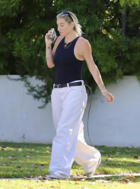 Kesha is Spotted Stepping Out in Los Angeles 07-12-25