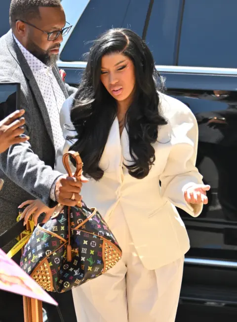 Cardi B Resumes Court Proceedings Following Lunch Recess 08-27-2025