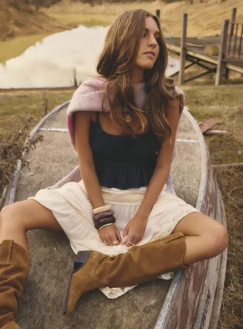 Emily Feld – Aralina Clothing 2025