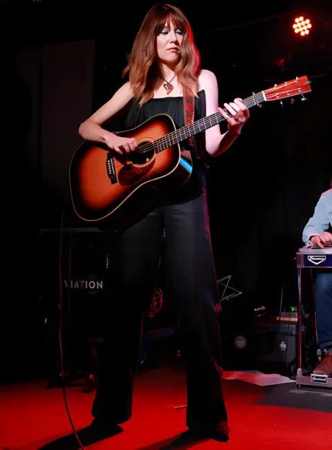 Molly Tuttle – Performs at Nashville Palace in Nashville, Tennessee 09-04-2025